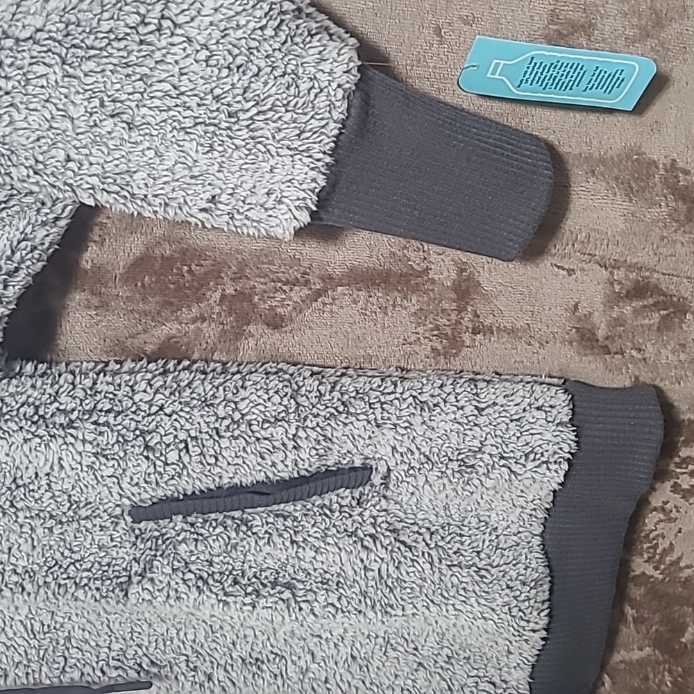 Woman Sweater - Picture 6 of 7